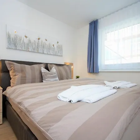 Haus Meeresleuchten Mit Sauna- Und Erlebnisbadnutzung Apartamento Sellin (Rugen)